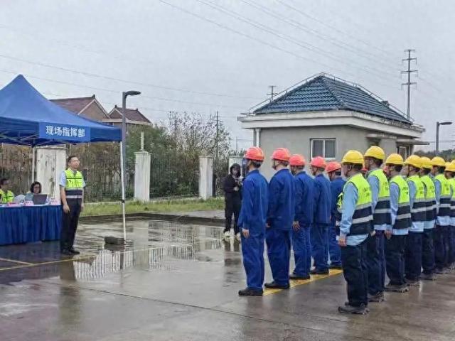 拧紧安全阀筑牢安全网！本市举行“迎进博保”燃气突发事故应急演练