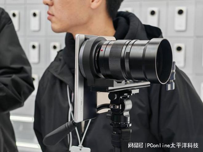 MWC2025亮点直击：概念手机产品大赏这是未来手机的新形态？(图11)