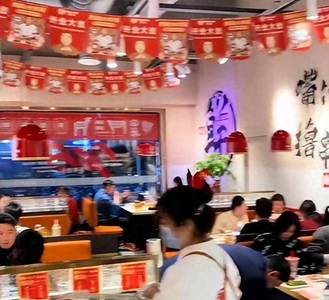反转！东北烧烤夫妇曝新证据房东疑似惯犯淮安文旅关闭评论区