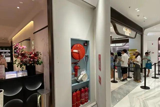 突发！青岛莱西起大火了！(图9)