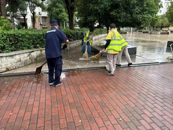 刚刚台风中心抵达常州！！昨夜风声呼啸、暴雨如注……(图19)