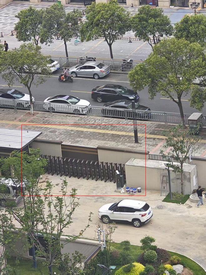 郑州一小区幼儿园用地变职能部门办公场所？多方回应(图2)