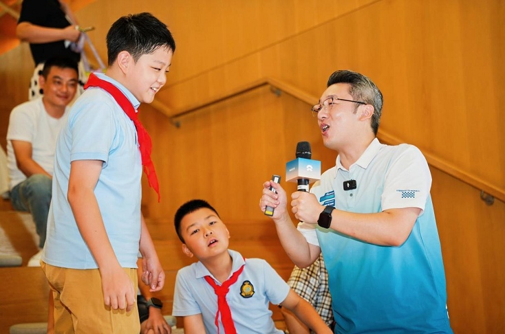 全国青少年走进合肥、芜湖汽车智能工厂体验“AI+汽车”科技魅力(图2)