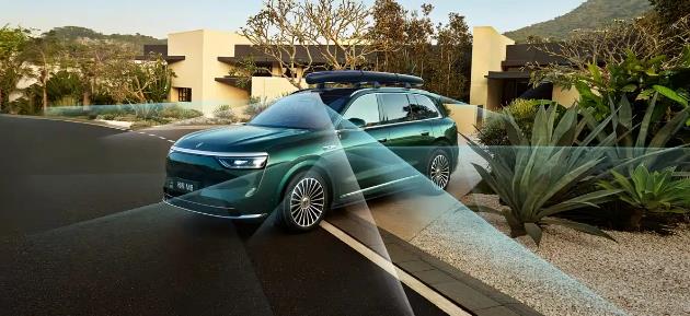 入门即顶配问界M8纯电版上市3598万起能火吗？(图6)