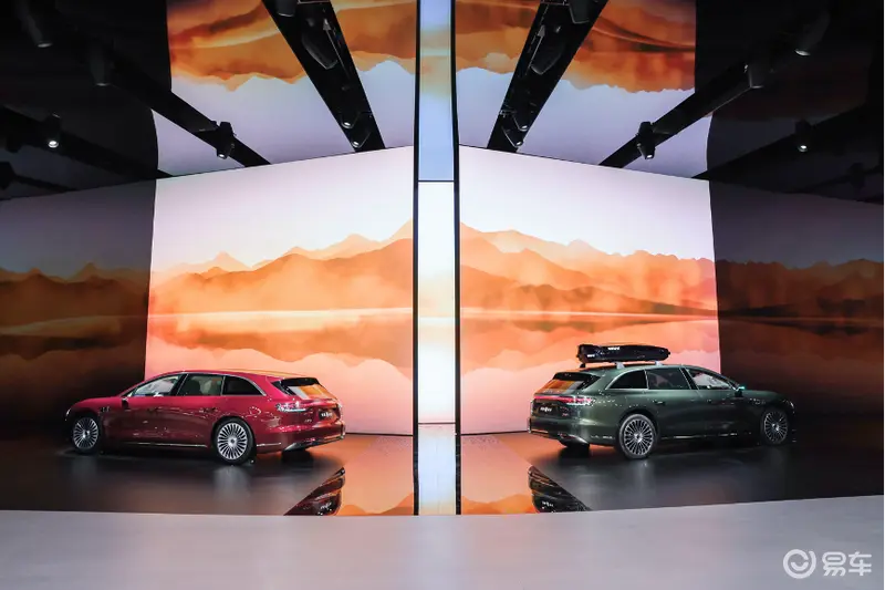 鸿蒙智行五界十车登陆成都车展树立中国智能汽车新标杆(图4)