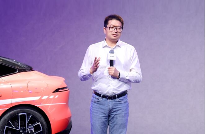 引领智能豪华出行阿维塔06Ultra增程版成都上市(图3)