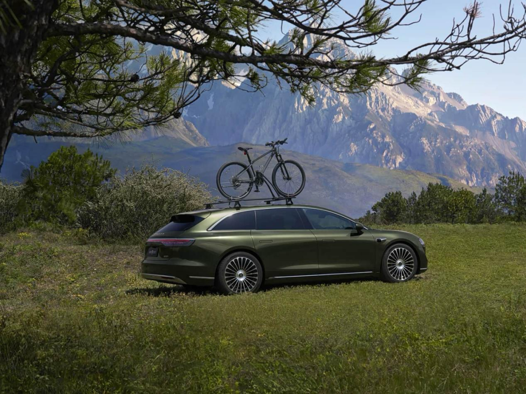 盘点2025成都车展国产豪车：岚图梦想家、极氪9X、享界S9T(图13)