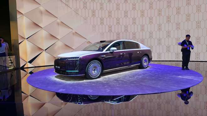 覆盖20-100万鸿蒙智行携多款新车亮相成都车展(图13)