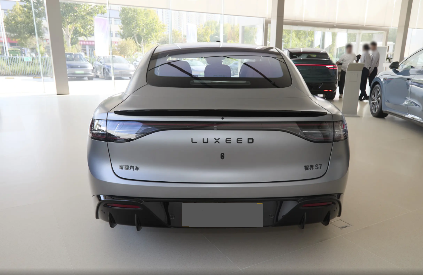 继续完善产品力2026款智界S7上市标配双激光雷达！(图3)