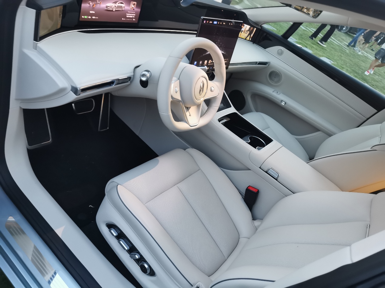 享界S9T上市3098万起支持隔空手势开门及下车预警(图4)