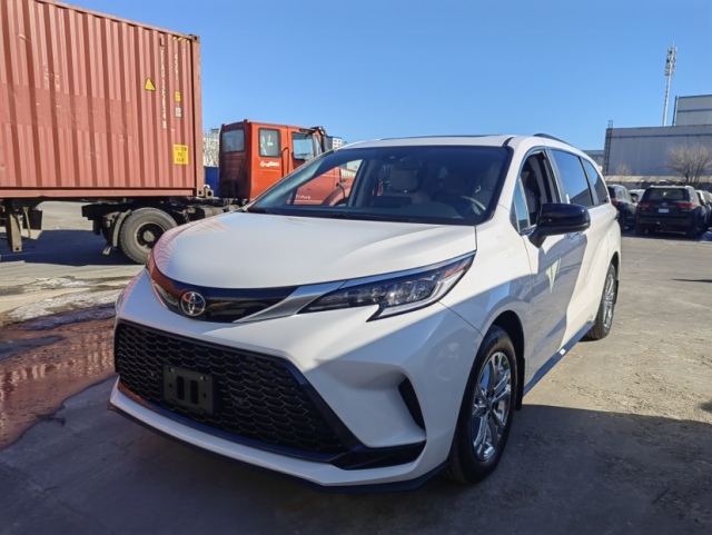 2025款丰田塞纳报价多少25L混动(图2)