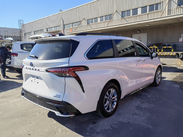 2025款丰田塞纳报价多少25L混动(图3)