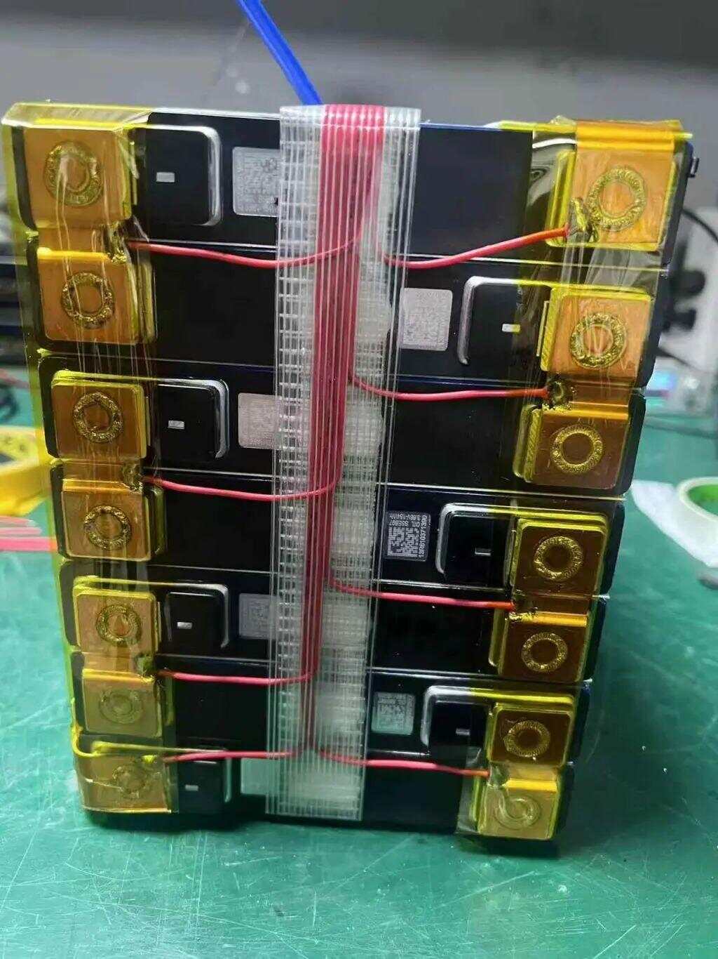 “暴力拆解”“超标改装”“无证经营”……废旧动力电池流向电动自行车市场深埋公共安全隐患(图3)