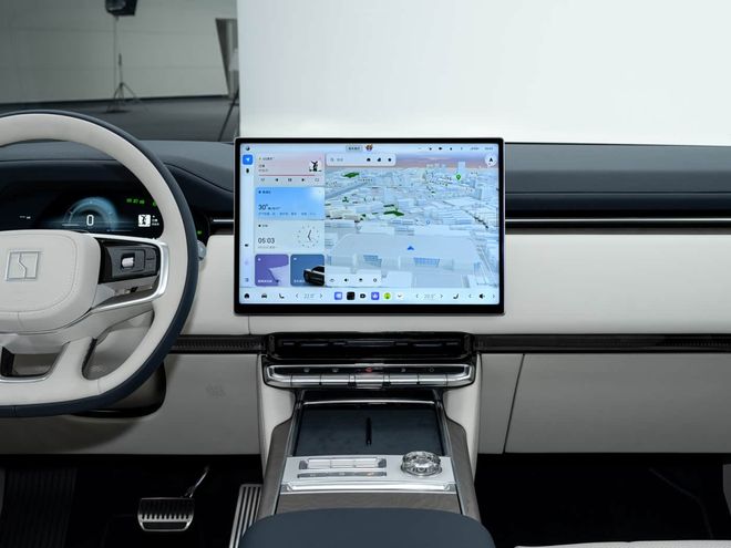 不靠空间和尺寸极氪9X如何卖到50万(图11)