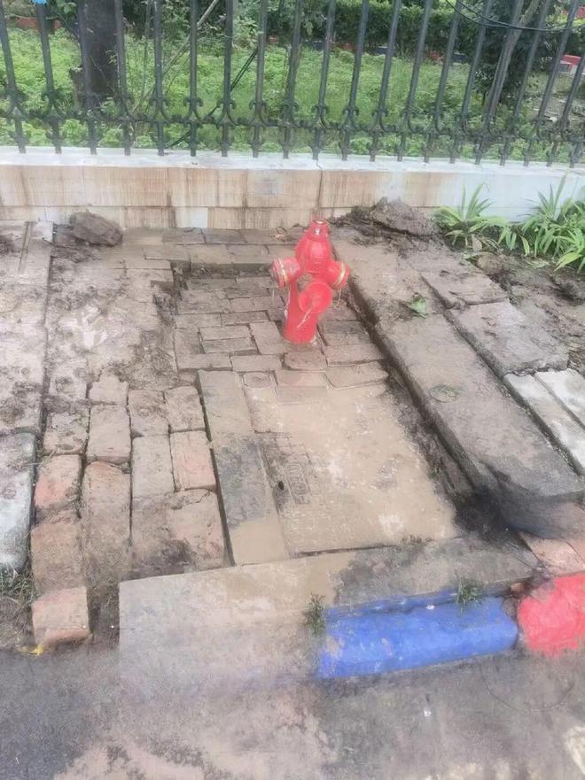 消防栓漏水有隐患？夏邑12345速联部门解民忧(图2)