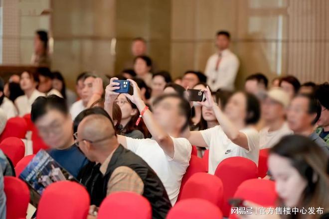 百度热搜：保利天奕售楼处发布践行“好房子”标准！手慢无(图7)