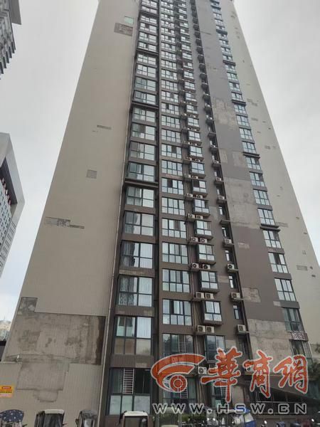 记者走访4个小区的安全隐患 居民盼望尽快消除(图6)