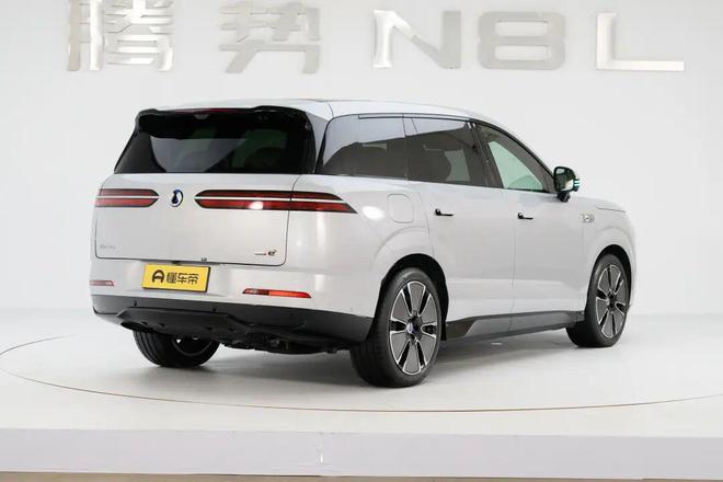 预售3198万元起腾势N8L将于本月底上市标配激光雷达空悬三电机(图5)