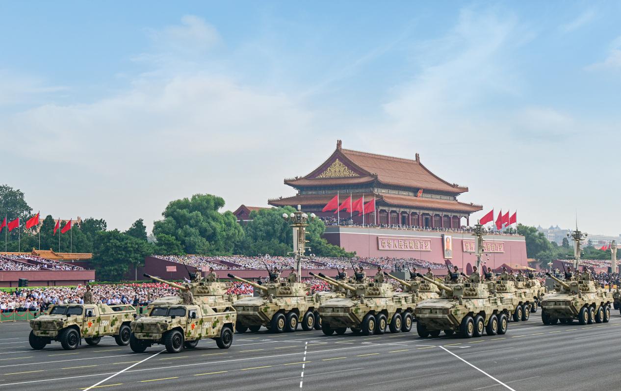 带着马灯的“闯劲”猛士陪你闯遍城野纵享豪华智能越野新体验(图4)