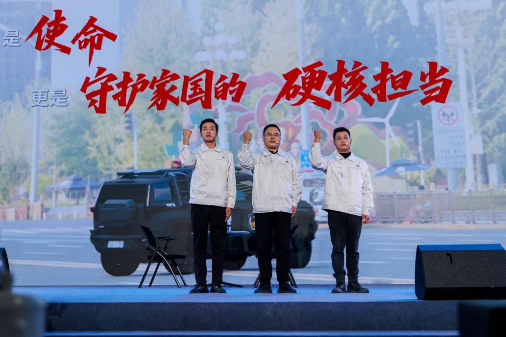 带着马灯的“闯劲”猛士陪你闯遍城野纵享豪华智能越野新体验(图6)