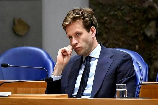 荷兰警告无用!安世中国恢复供货欧车企无视总部排队签字求情(图2)