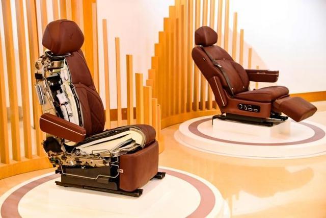 山河之间的磅礴之美岚图泰山定义东方豪华新境界(图4)