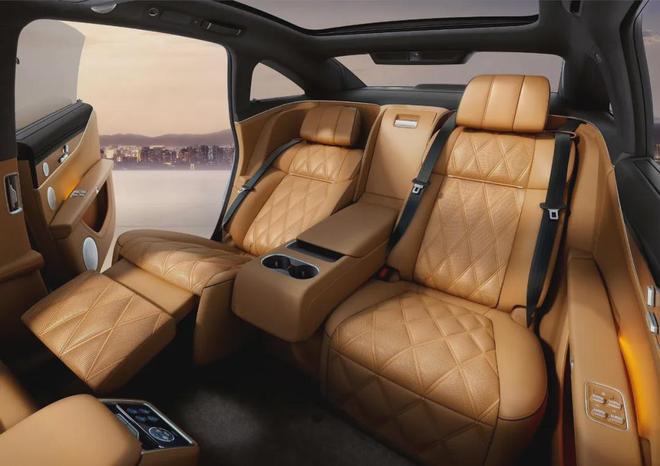 享界S972小时小订破8000台华为信仰还是物超所值？(图4)