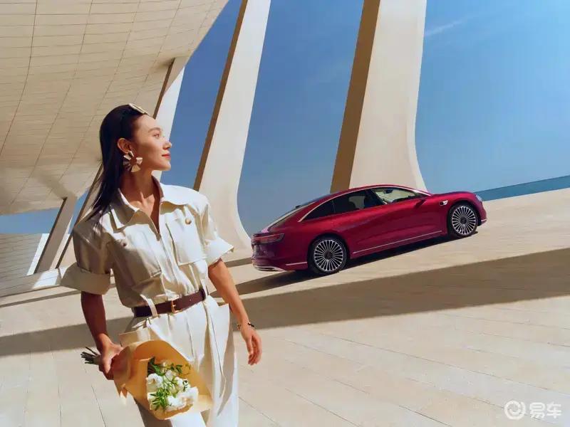 新款享界S9预订72小时突破8000台预售价318万元起(图2)