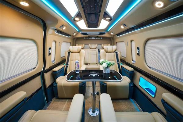 丰田海狮4座凯撒皇冠卫生间版航空座椅+电动门4S店优惠5万(图6)