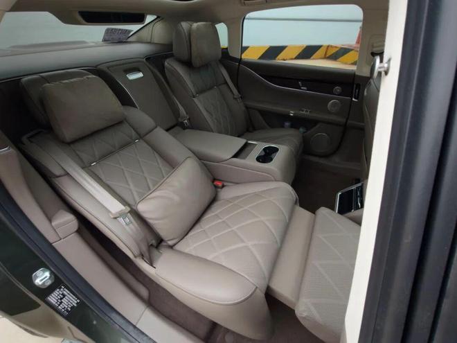 试驾新款享界S9:30万豪华轿车中国实力派德味驾控很意外(图9)