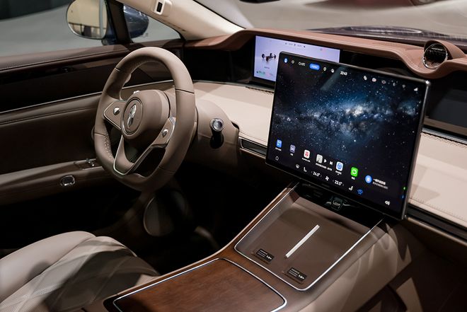 享界新品亮相广州车展新款享界S9S9T双王炸联袂登场!(图3)