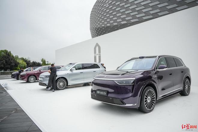 鸿蒙智行多款新车在蓉发布华为再次“首”选成都