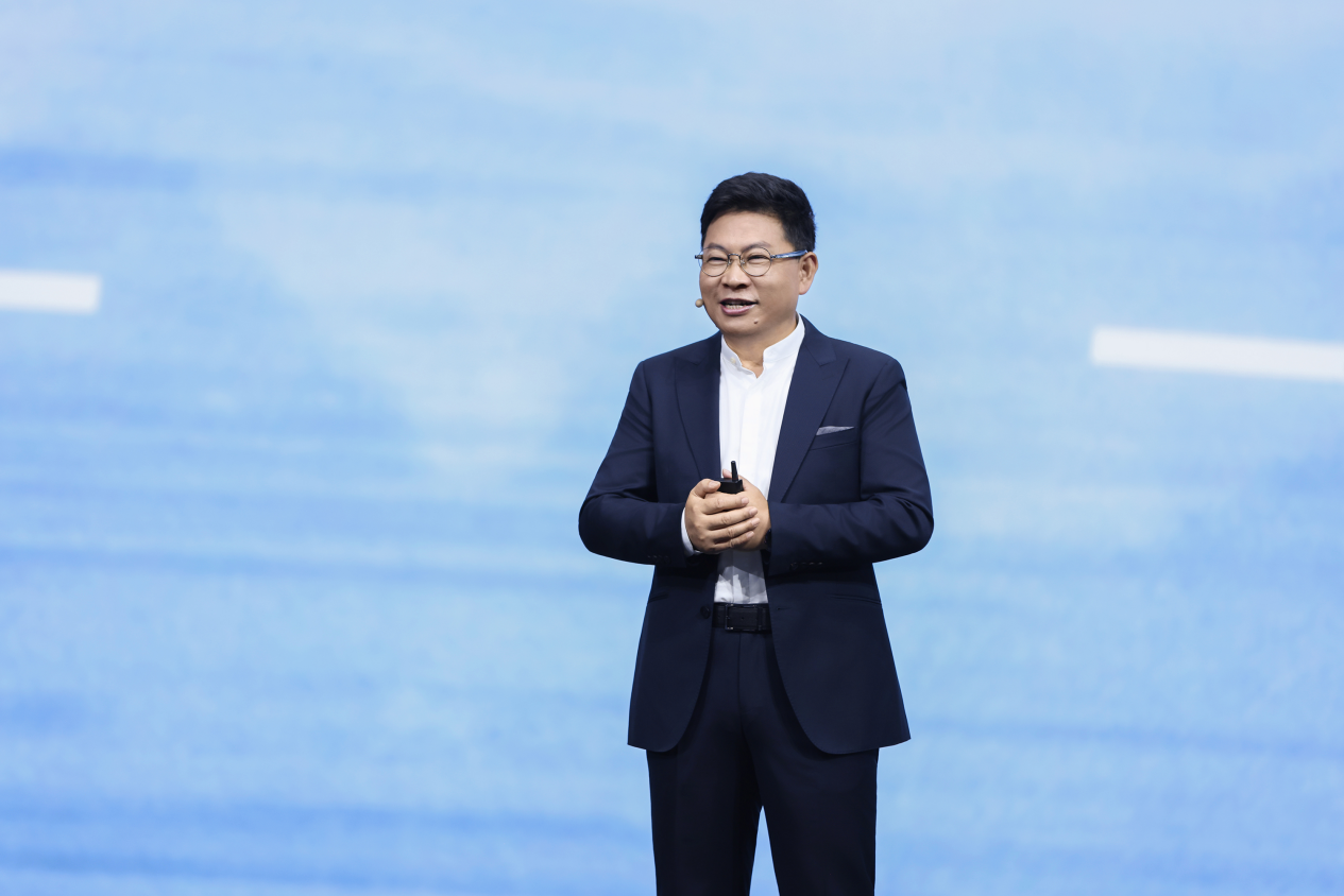 多款重磅新车齐发鸿蒙智行五界首次集中亮相