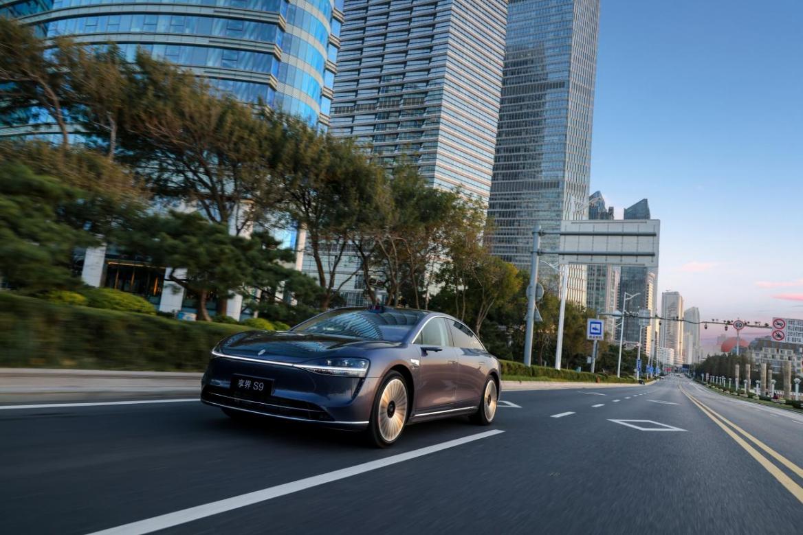 鸿蒙智行享界12月交付目标破万豪华轿车“SBBA”新格局诞生(图2)