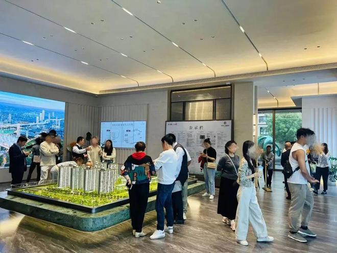 大华公园柏翠售楼处发布：北上海核心低密生态邂逅美好生活