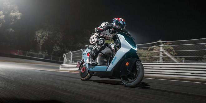 智能黑科技加持这家新势力拉开两轮电动车新变局(图3)