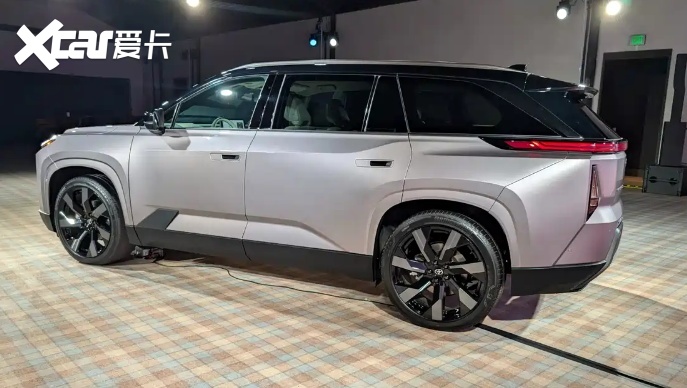 全新丰田纯电汉兰达北美发布丰田电动化加速能否华丽转身？(图4)