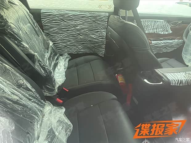 外观小改内饰焕新新款传祺E8PHEV谍照曝光(图4)