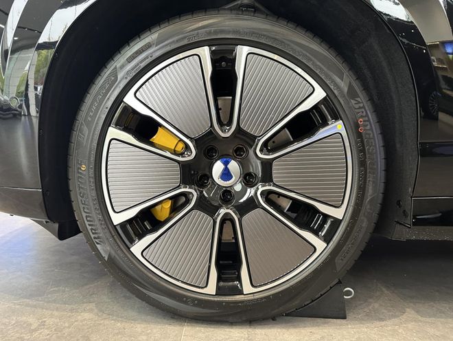 花30万买大6座SUV腾势N8L真的值吗？(图12)