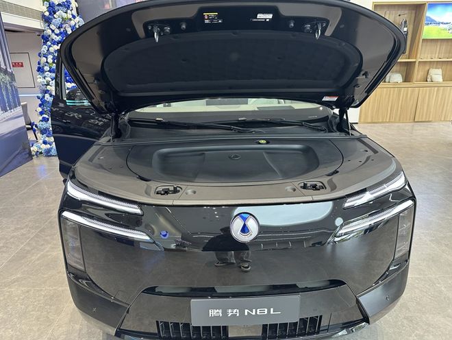 花30万买大6座SUV腾势N8L真的值吗？(图18)