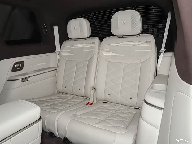 2026北京车展：一文看懂蔚来ES9预售42万起；蔚来ES8新车型上市(图12)